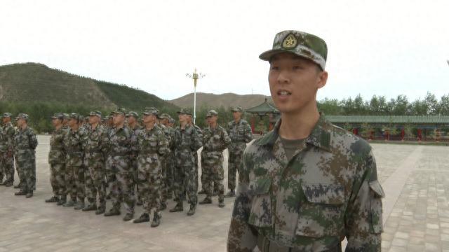 【会宁好典型】葛棣:红色基因铸底色 携笔从AG九游戎正青春(图3) 【会宁好典型】葛棣:红色基因铸底色 携笔从AG九游戎正青春(图3)