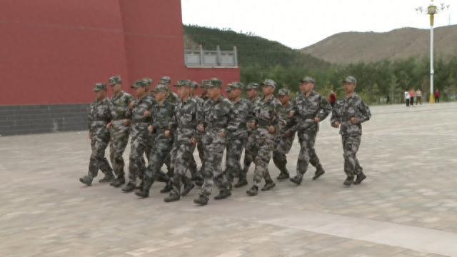 【会宁好典型】葛棣:红色基因铸底色 携笔从AG九游戎正青春(图11) 【会宁好典型】葛棣:红色基因铸底色 携笔从AG九游戎正青春(图11)